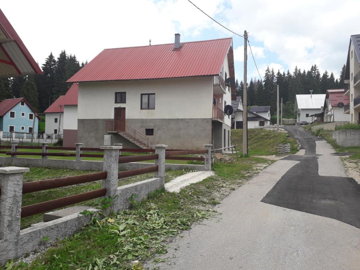 Accommodation Konak Zabljak  Luaran gambar
